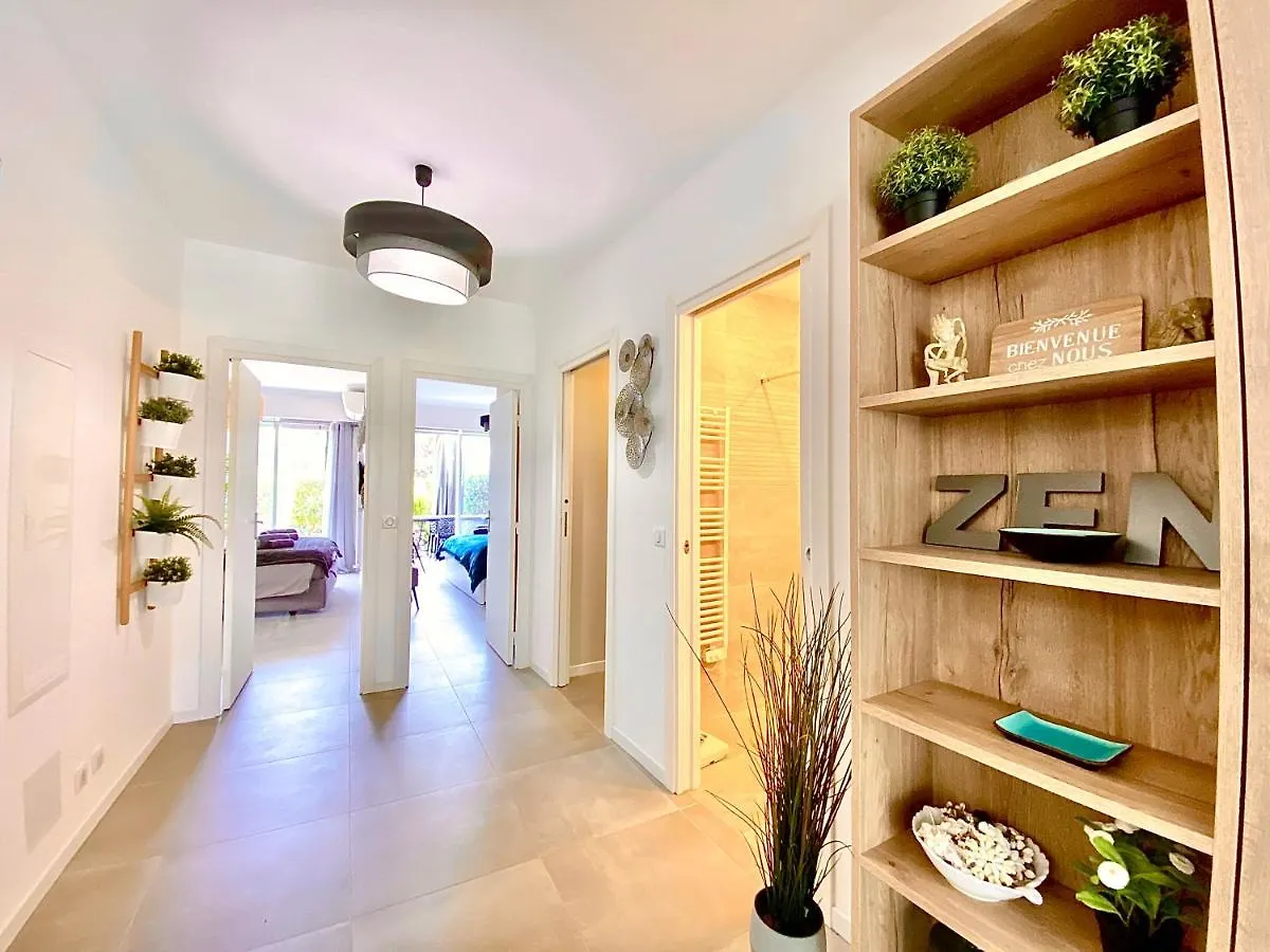 Elia-Parking-Jardin-Piscine-Climatisation Apartment Roquebrune-Cap-Martin France